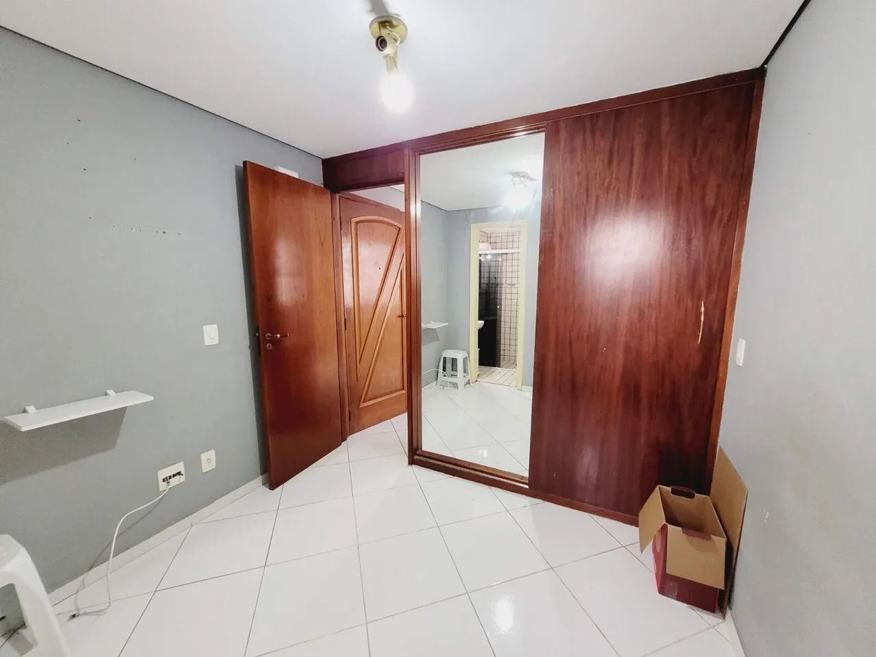 Apartamento Studio SEMI MOBILIADO 1 DORM 1 VAGA - Foto 5