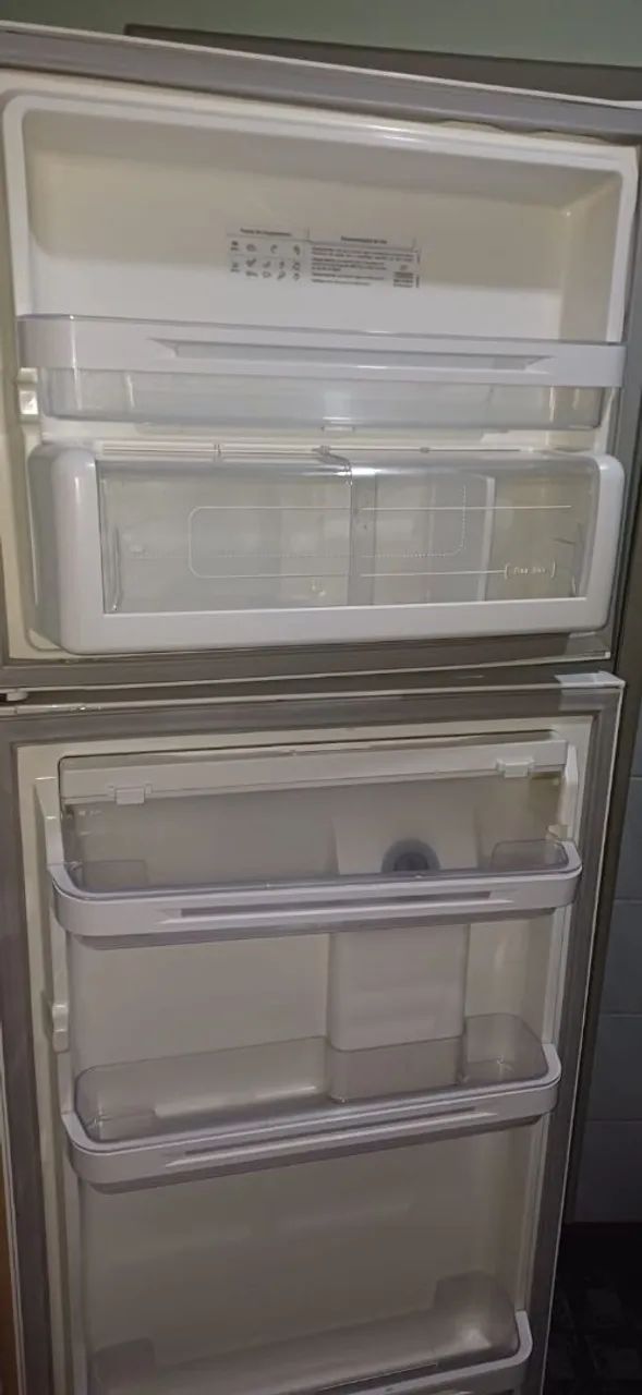 Geladeira semi nova  - Foto 4