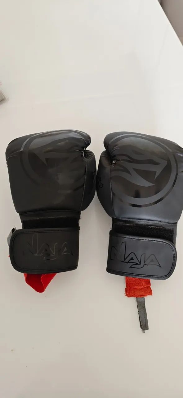 Luvas de Boxe/Muay Thai 16Oz + Bandagem