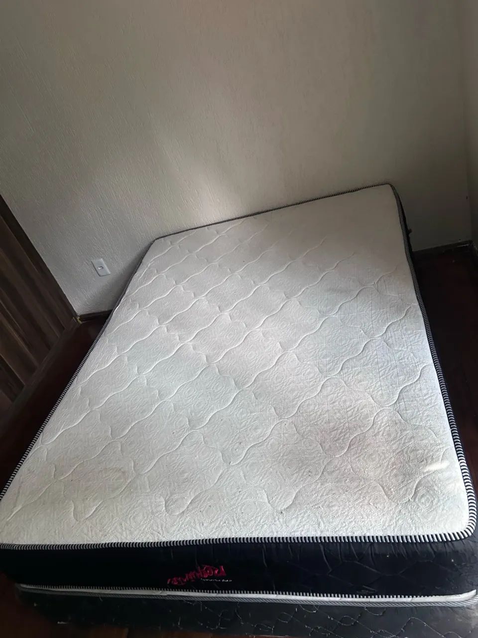 Cama Queen - colchão e box