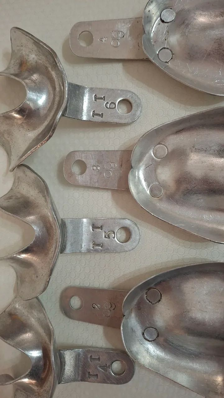 Conjunto de moldeiras para desdentados totais TT e AG - Foto 2