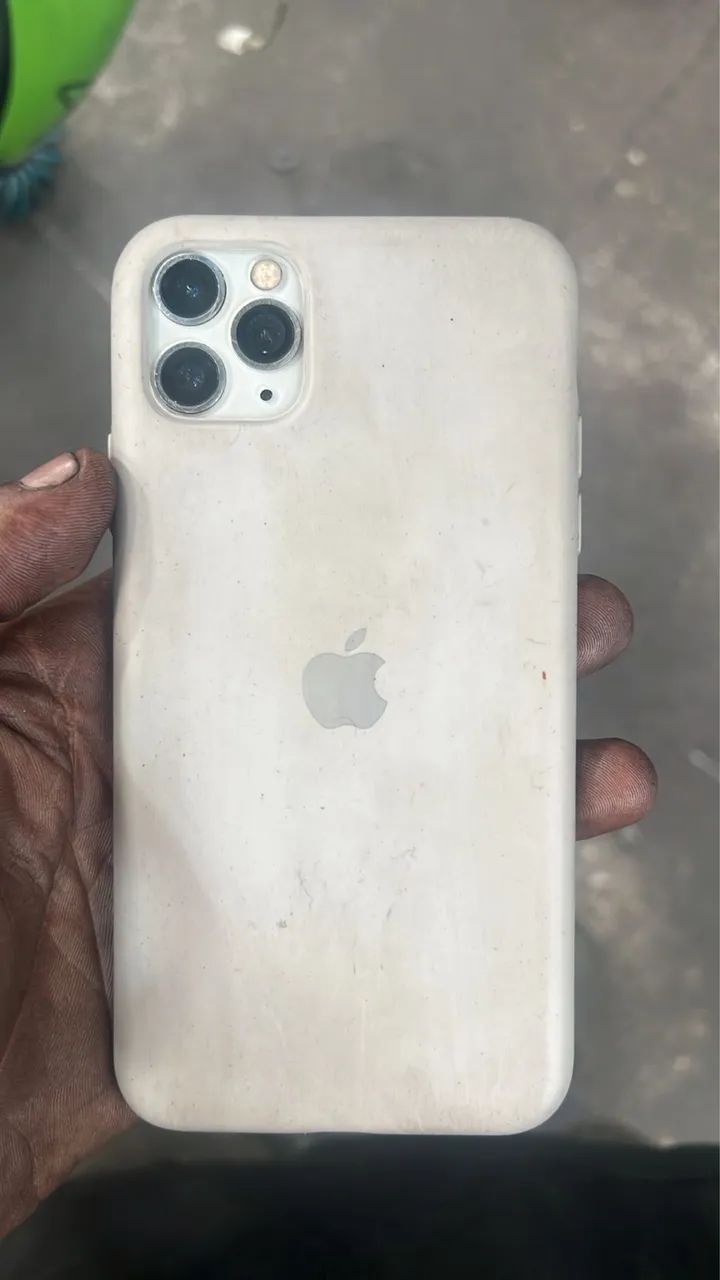 iPhone 11 Pro Max 64GB  - Foto 3