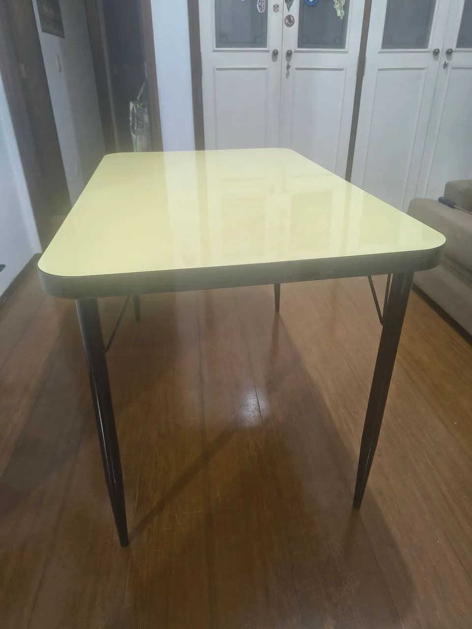 Mesa de jantar retrô - Foto 2