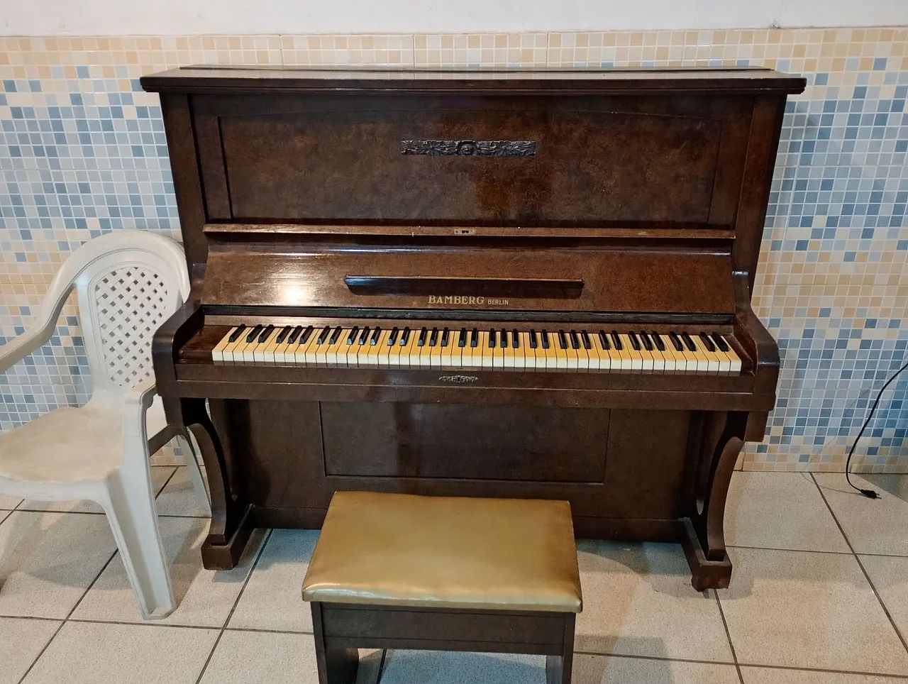 Piano acústico vertical - Foto 5
