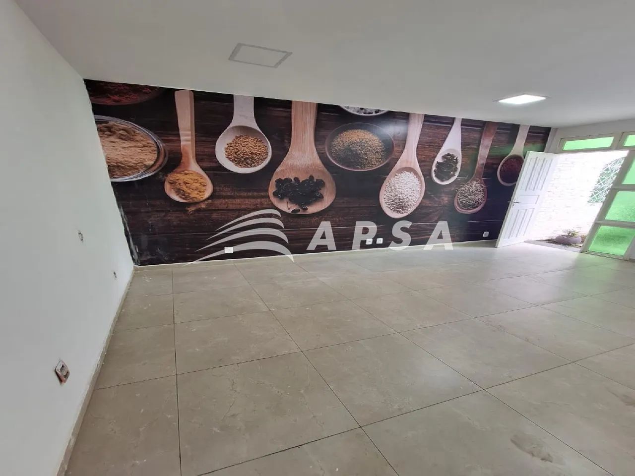 EXCELENTE OPORTUNIDADE PARA QUEM BUSCA UM ESPAÇO COMERCIAL BEM LOCALIZADO E COM ÓTIMA VISI - Foto 5