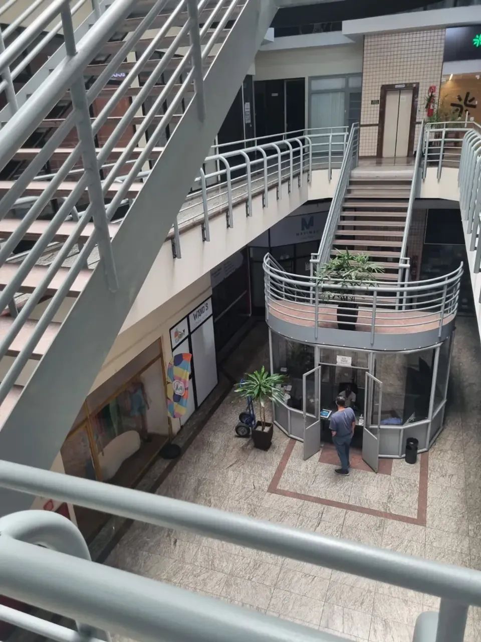 Exclusividade - Loja com mezanino em shopping da Glória - Foto 3
