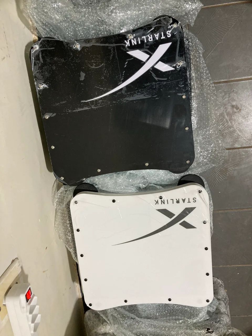 Case veicular para Starlink mini