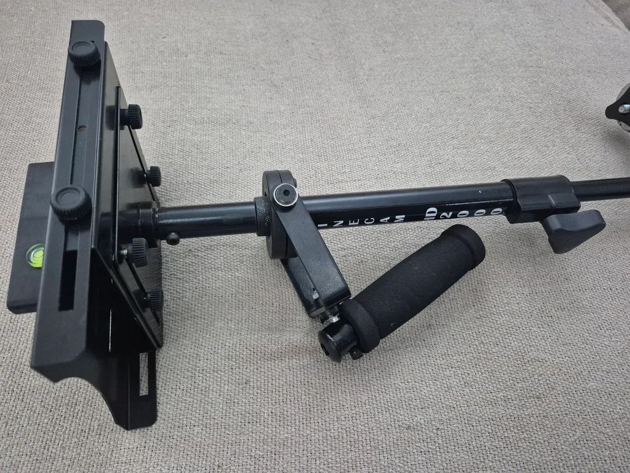 Estabilizador DSLR Steadycam LineCam HD 2000  + Bolsa - Foto 3