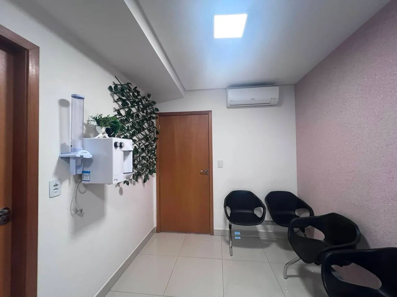 Sala Comercial - 52m² - Andar mediano - 1 vaga - Setor Oeste - Foto 2