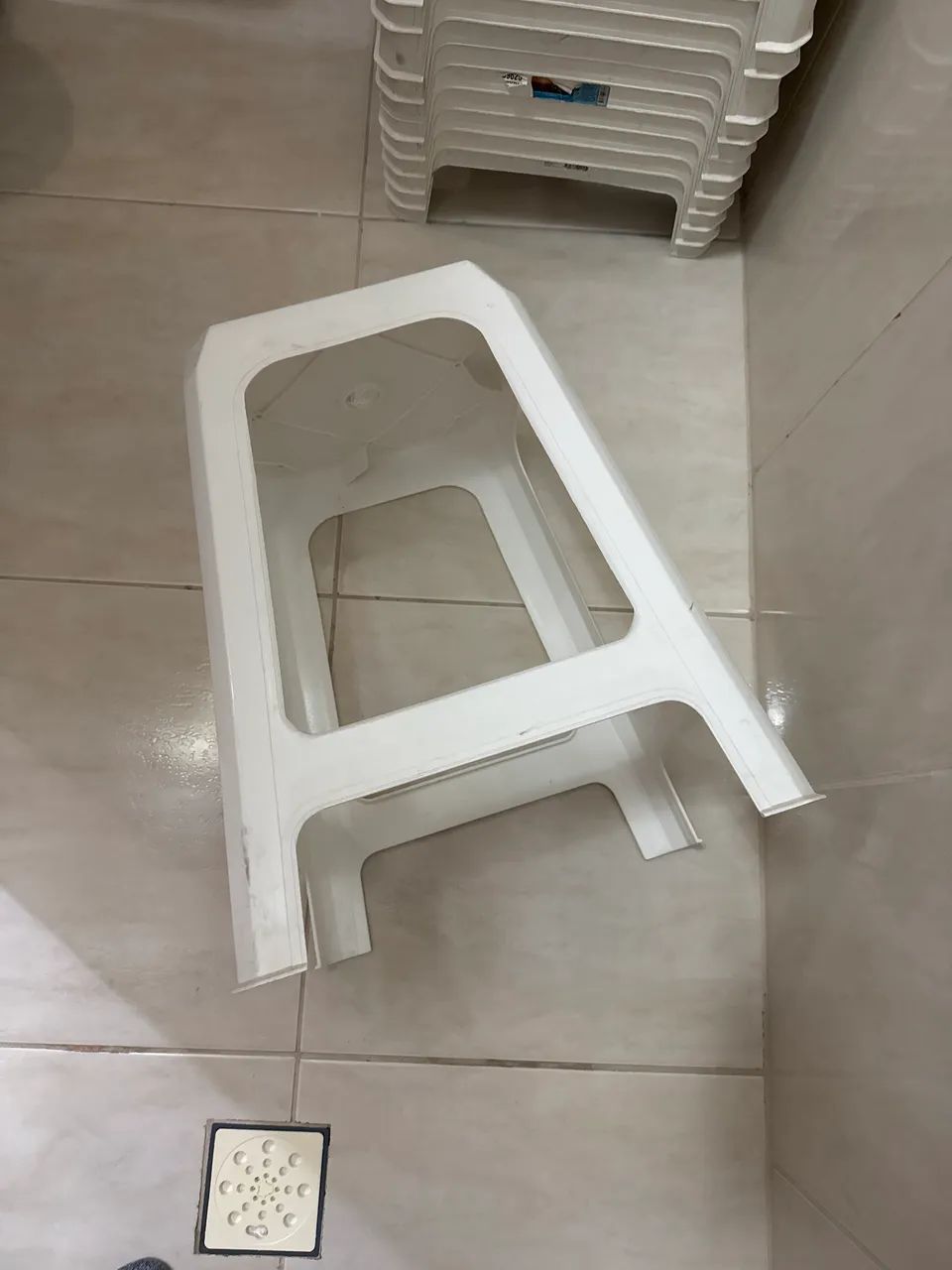 Banqueta de plástico  - Foto 3