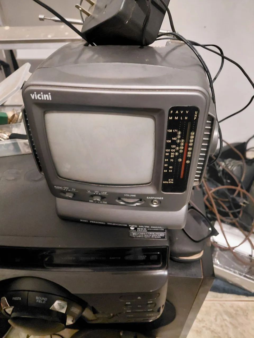 2 tvs 100.00  - Foto 3