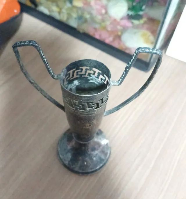 Troféu em metal espessurado a prata - Foto 2