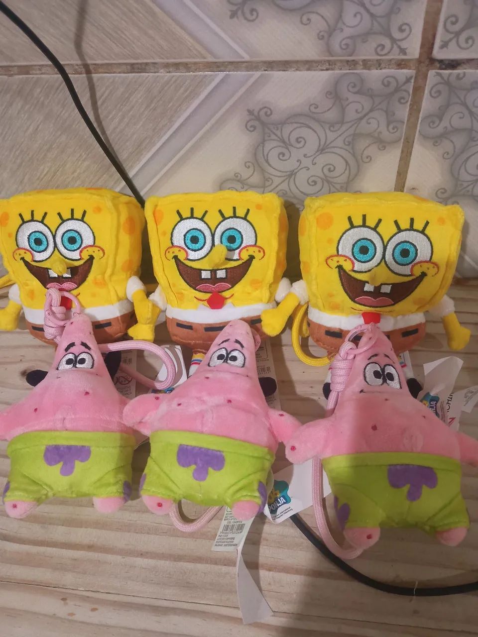 6 Chaveiros Patrick e Bob esponja oficiais 