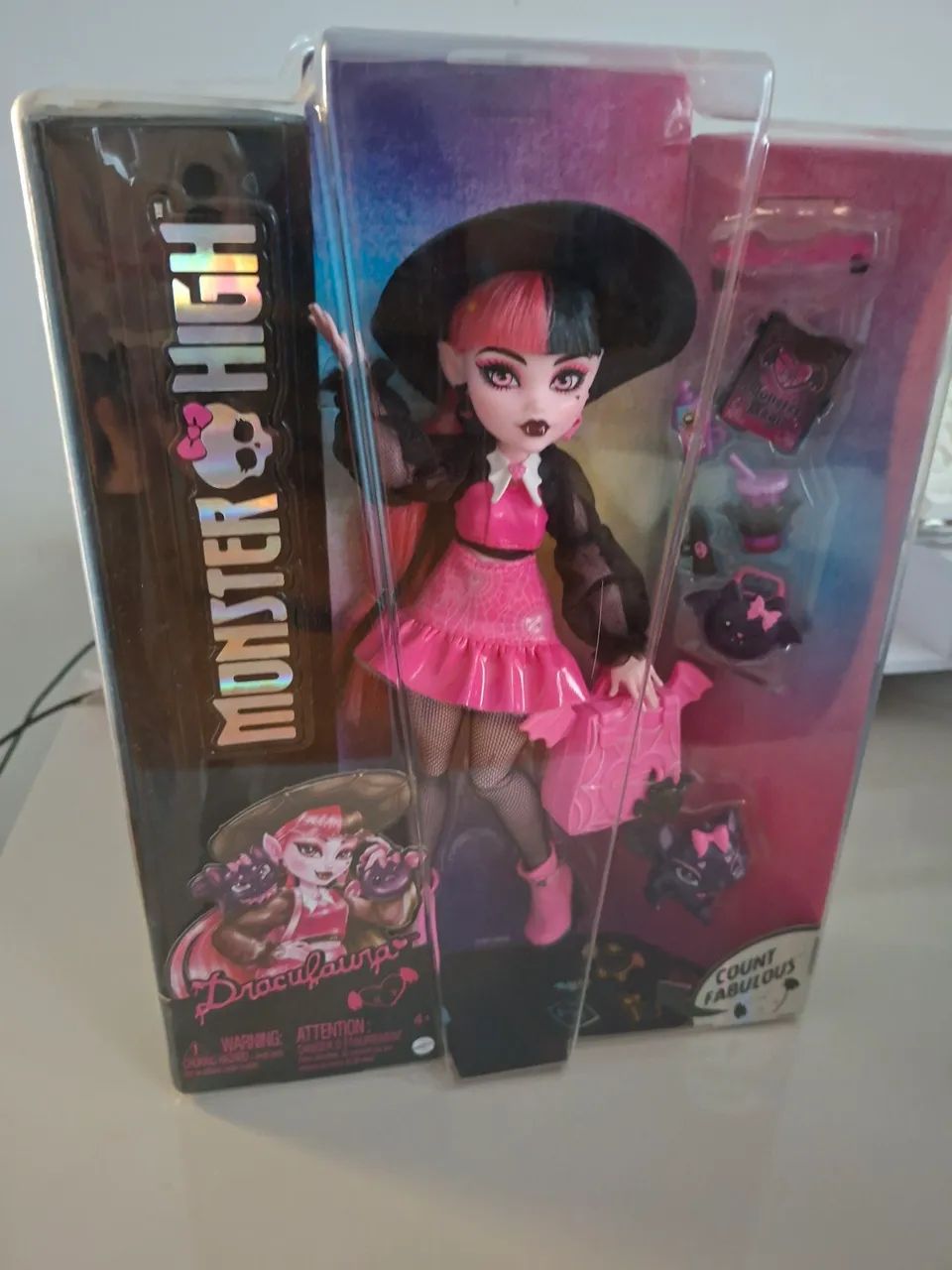 Draculaura LACRADA e COMPLETA Core Refresh 2 G3