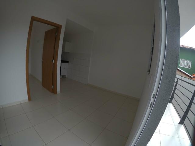 Alugo apto ótima localização - Foto 3