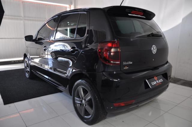 VOLKSWAGEN FOX 1.0 8V (G2) (BLACKFOX-TREND) 4P 2013 - Foto 5