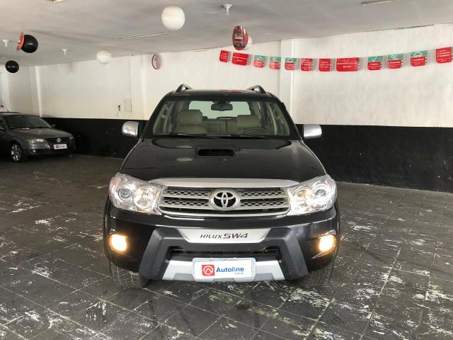 Toyota HILUX SW4 SRV D4-D 4x4 3.0 TDI DIESEL AT 2010