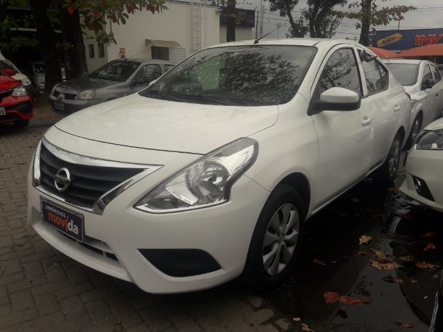 Nissan - Versa