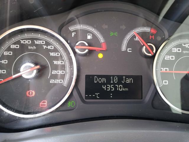 ® Fiat Gran Siena Essence 1.6 2014/2015 (Flex)(Mec) Baixo Km + Excelente Estado - Foto 7