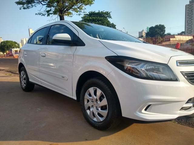 GM Chevrolet Onix 1.0 LT 2015 Completo Branco