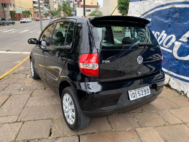 Vw Fox 1.0 Flex 2010 - Foto 2