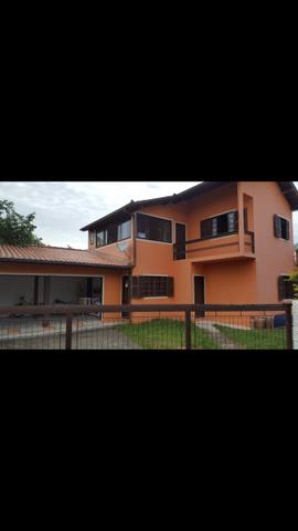 Casa 2 andares centrinho do campeche à 900m da praia - Foto 6