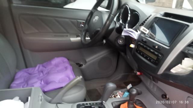 Vendo uma Hilux 2011 - Foto 5
