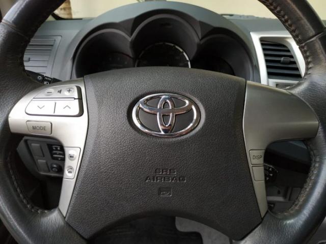 Toyota hilux 2013 3.0 srv 4x4 cd 16v turbo intercooler diesel 4p automÁtico - Foto 17
