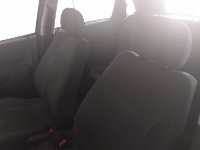 CLIO 2002/2002 1.0 RL SEDAN 16V GASOLINA 4P MANUAL - Foto 10