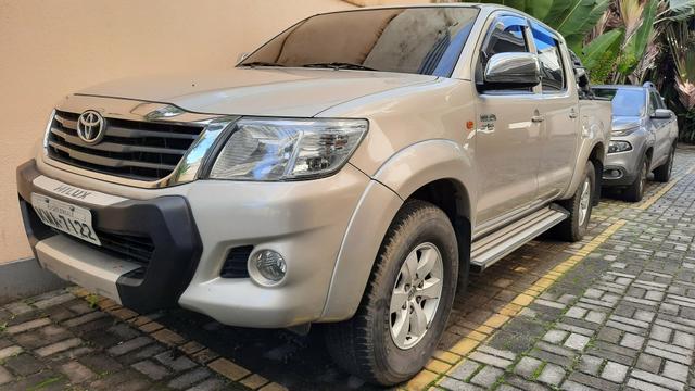 Hilux 2013 /14 zero top 48 km original - Foto 4