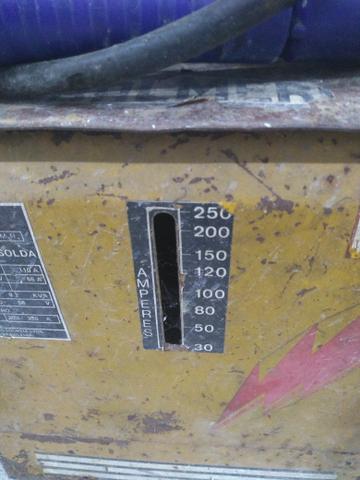 Máquina de solda muito conservada - Foto 2