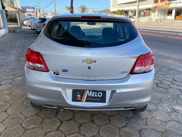 Onix Joy 1.0 Completo 2018 - Foto 6