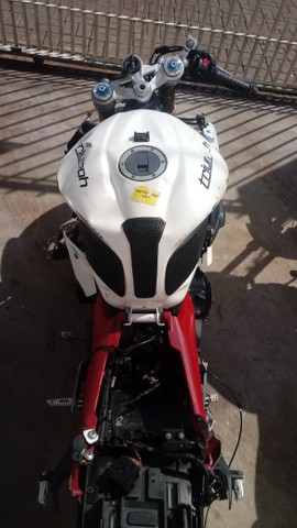 Sucata de moto para retirada de peças Daytona 675r 2014 - Foto 5