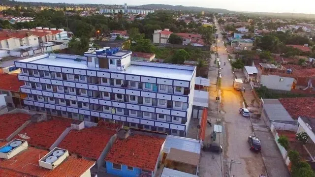 FLATS C/30M2 Suit, novo, extraordinário,Prox ao Mar