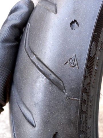 Pneu Dunlop D407T Harley-Davidson 180/55-18 - Peças para motos