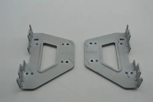 Suporte Fixação Radio Som Painel Kia Magentis 2007 Original - Foto 4