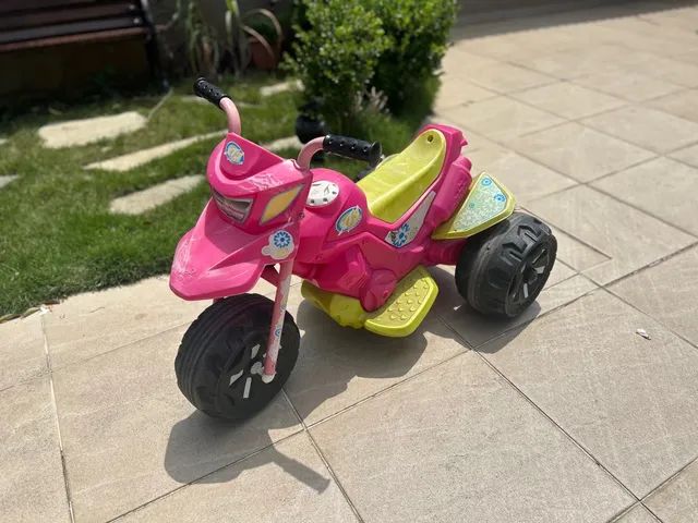 Moto Elétrica Bandeirante Infantil PINK XT3 Até 25kg Rosa