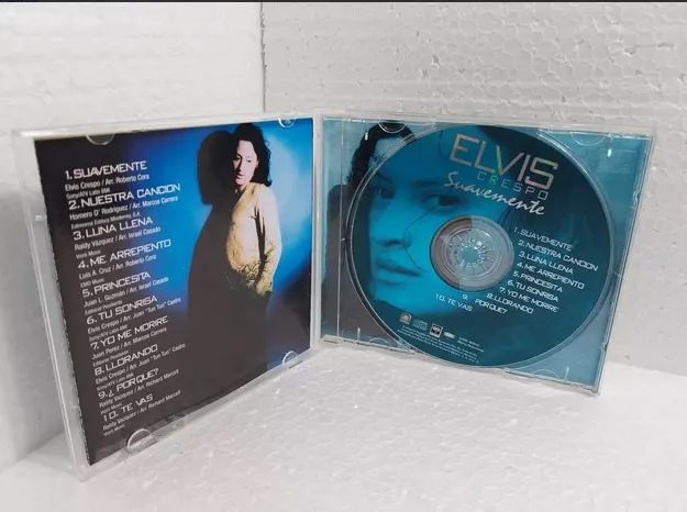 CDs  Elvis Crespo - Suavemente / Wow flash - Importados - Foto 2