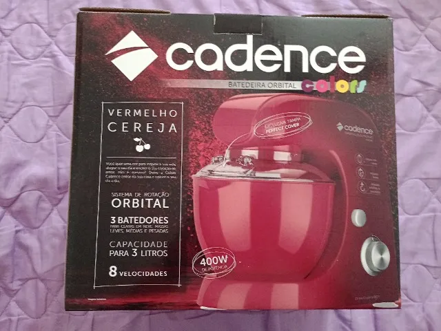 Batedeira Orbital Cadence 400W com 8 velocidades