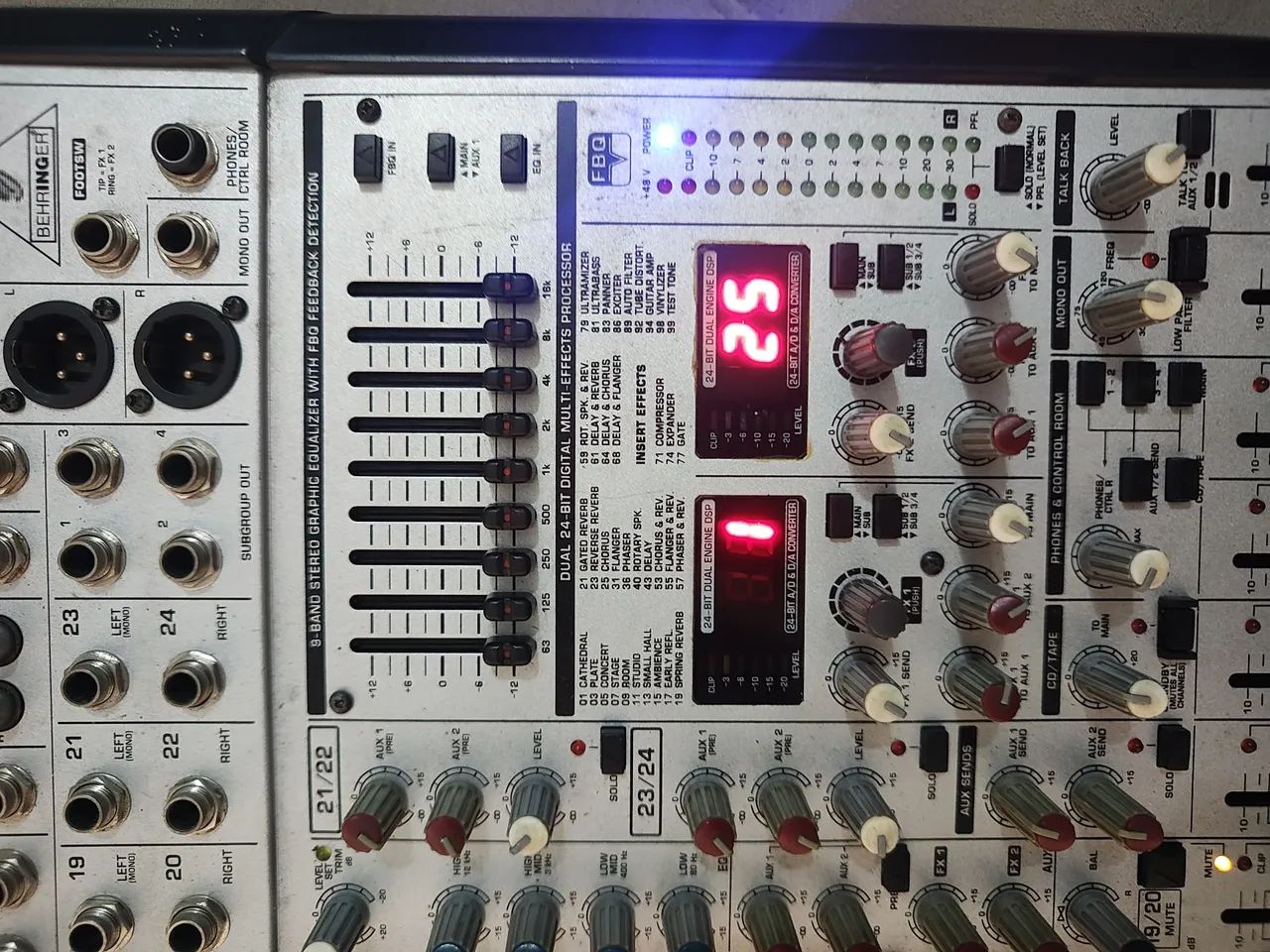 Mesa Behringer SL2442 FX- PRO - Foto 5