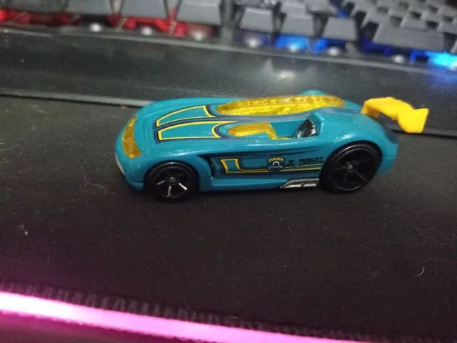 Carrinho hot wheels muda de cor  - Foto 3