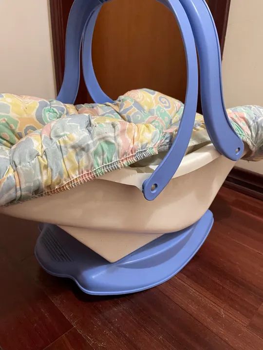 Carrinho de bebê + bebê conforto - Foto 6