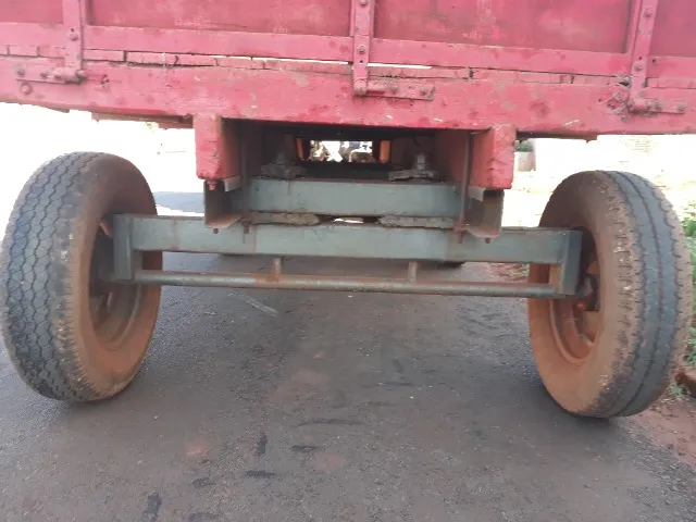 Carreta para Tratores com Quatro Rodas