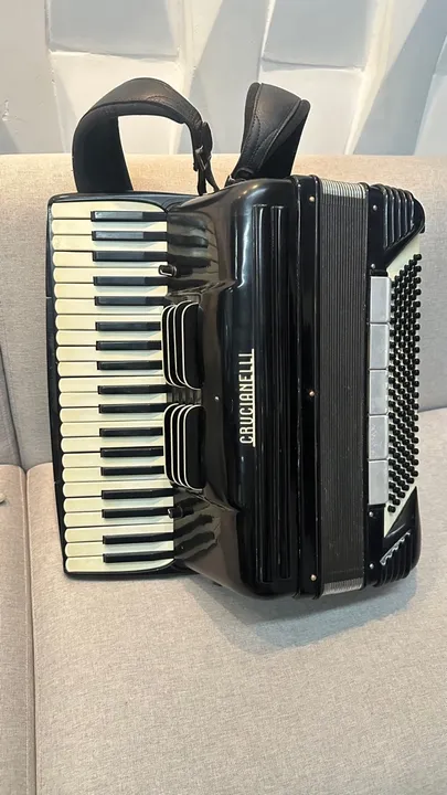 Acordeon CRUCIANELLI