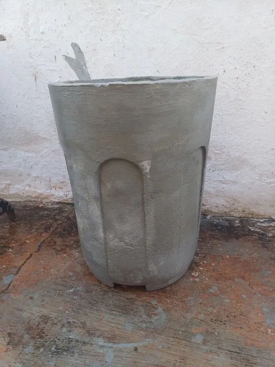 Vaso G concreto 70 LTS RETIRAR*RIB.PRETO $120,00, 00 REAIS