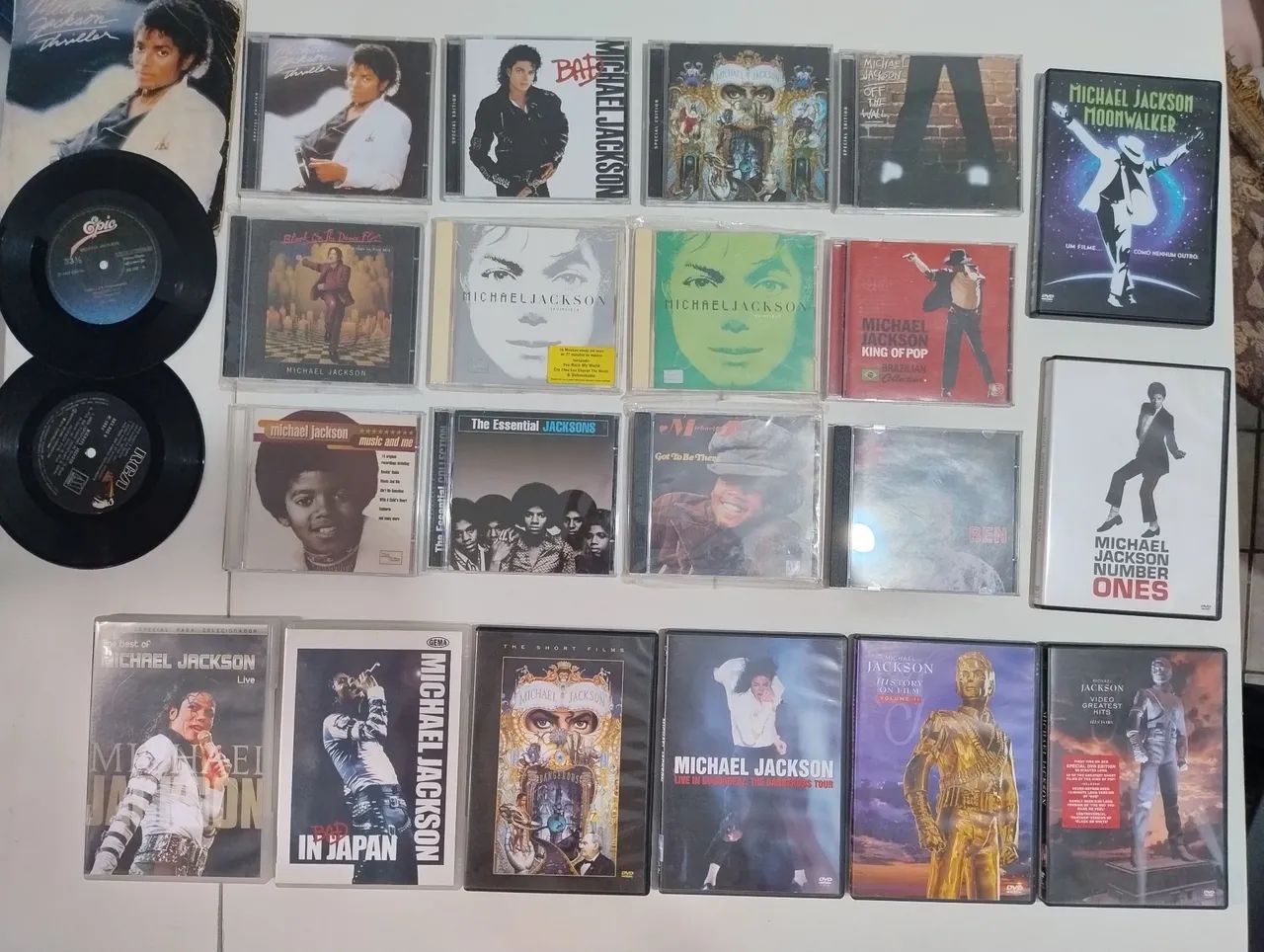 CDs e DVDS do Michael Jackson 