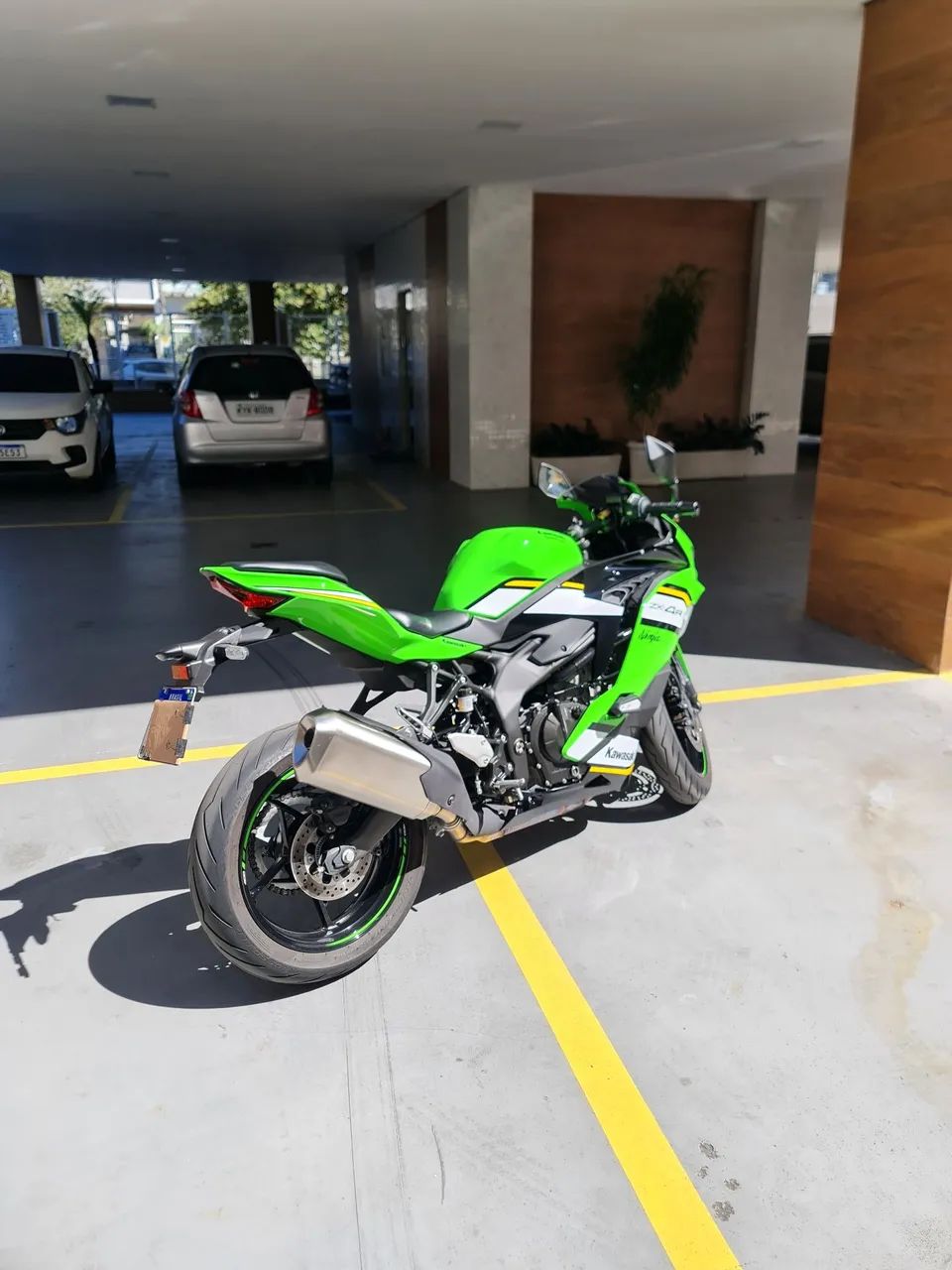 CQ 4+×2 Kawasaki Zx-4r 2025 - 1447668622 | OLX