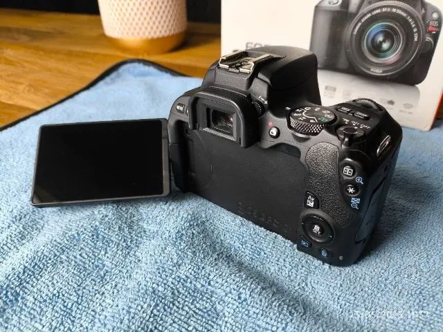 Canon EOS Rebel SL2 - (leia a descrição) - Foto 3