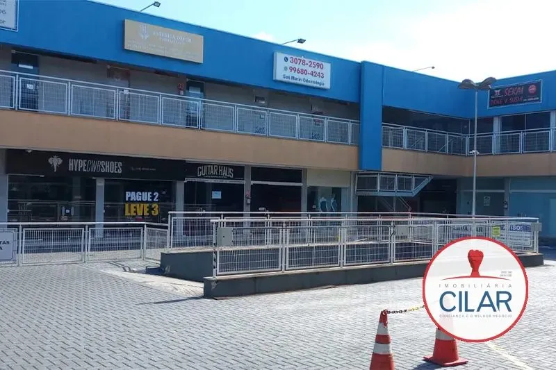 Imobiliaria Cilar Vende Sala Comercial no Novo Mundo com 40,33m² Ref. 100821.001