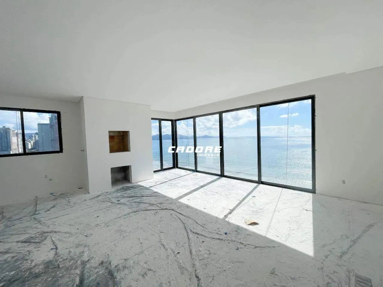 Apartamento para locação com vista permanente para o mar em Balneário Perequê - Porto Belo